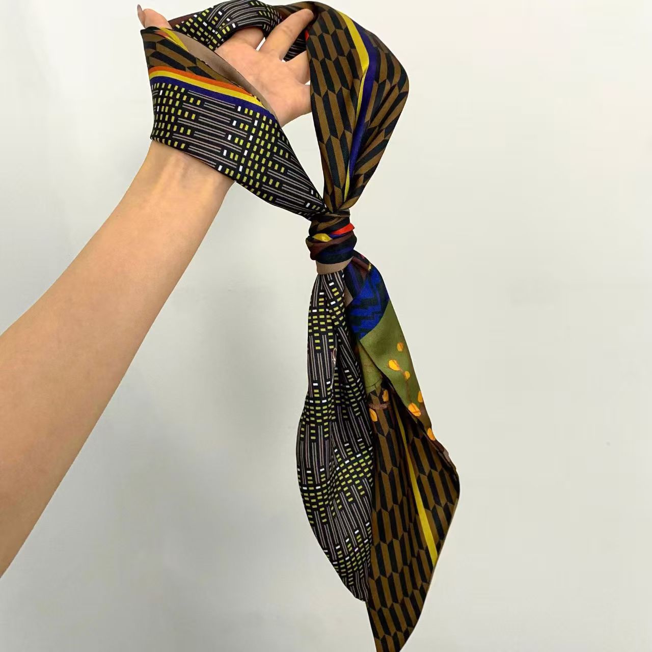 Luxury Print Long Hair Ribbon  - огляд і ціна Waist Trainer Women